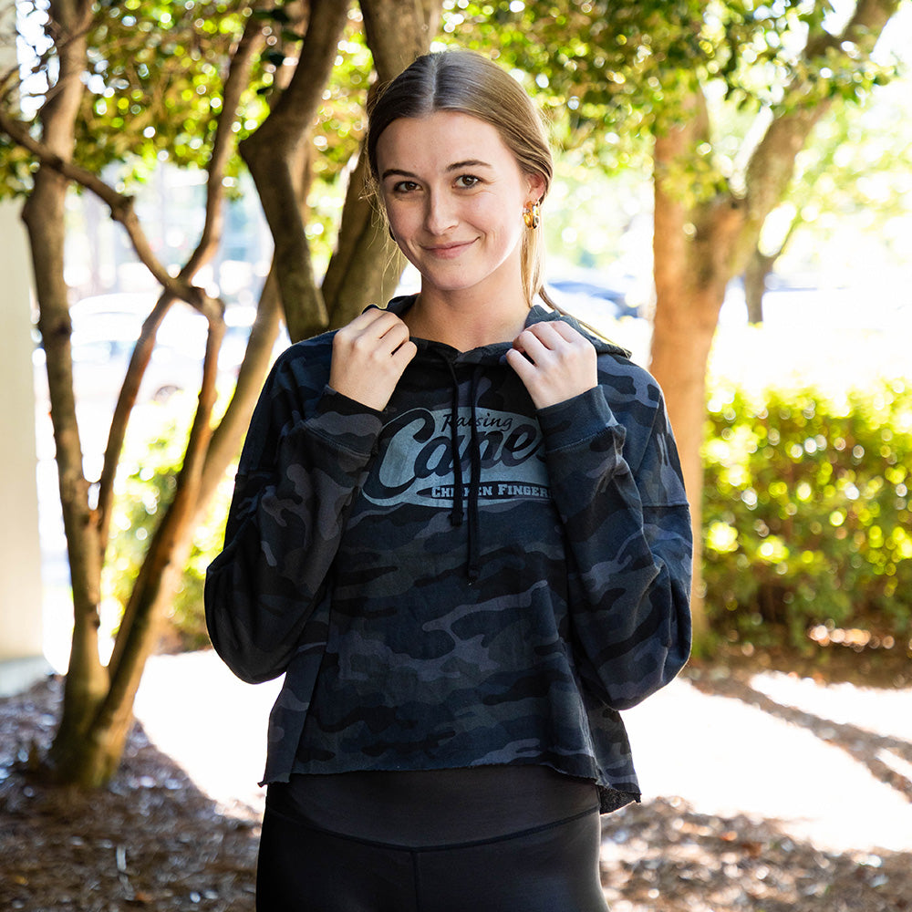 Crop Camo Hooded Sweatshirt 3 Crop Camo Hooded Sweatshirt