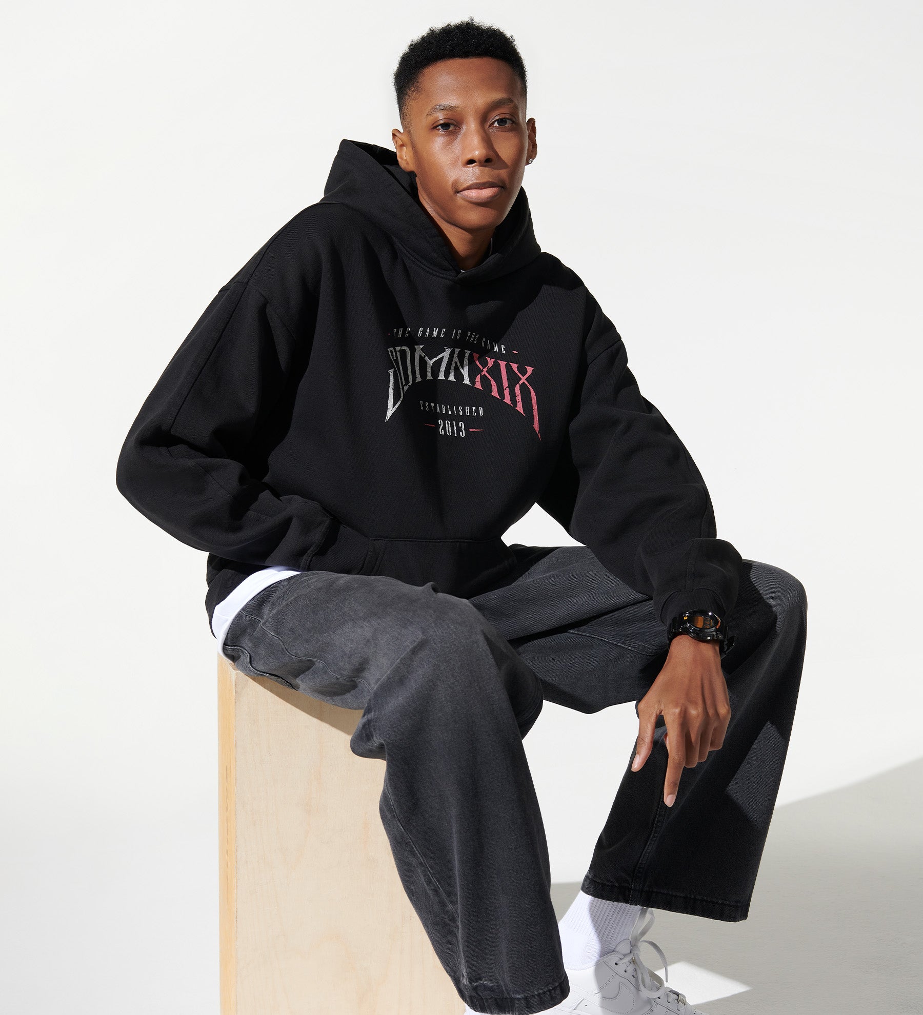 XIX Arc Hoodie 4 XIX Arc Hoodie